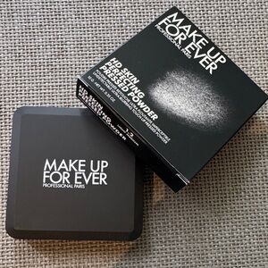 Makeup Forever HD Skin Pressed Powder shade 1.2 light medium brand new